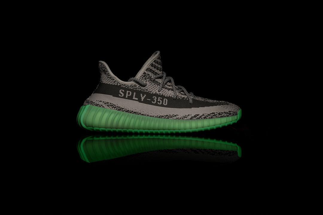 Yeezy 350 Boost,Yeezy  夜光版 Yeezy 350 Boost V2 效果展示