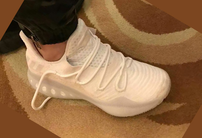 CrazyExplosive,Crazy Explosive  更为时尚！adidas CrazyExplosive Low 两款配色亮相