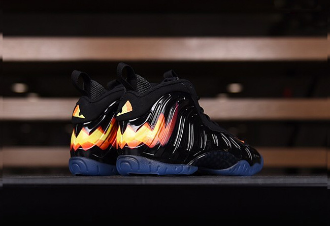846077-002,Little Posite One,N 846077-002 人气超乎想象！Nike Little Posite One “Halloween” 即将发售！