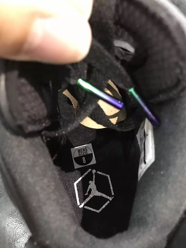 Air Jordan 6,AJ6,384664-101  刮刮乐再现！Air Jordan 6 “Chameleon” 隐藏属性抢先预览