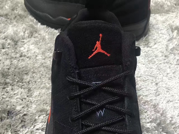 AJ12,Air Jordan 12,308317-003 鞋身一抹亮橙!Air Jordan 12 Low “Max Orange” 细节近览 AJ12,Air Jordan 12,308317-003 鞋身一抹亮橙!Air Jordan 12 Low “Max Orange” 细节近览