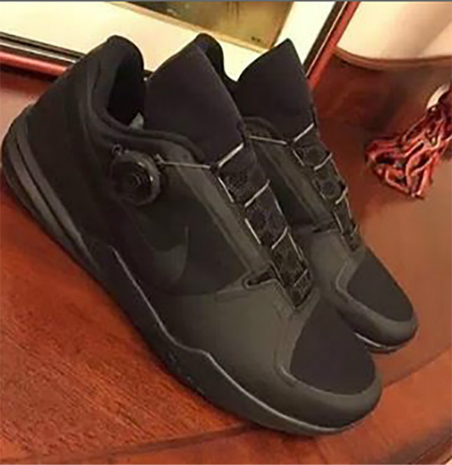 Nike,Kobe AD 自动系鞋带?Nike Kobe AD “Triple Black” 样品曝光 Nike,Kobe AD 自动系鞋带?Nike Kobe AD “Triple Black” 样品曝光