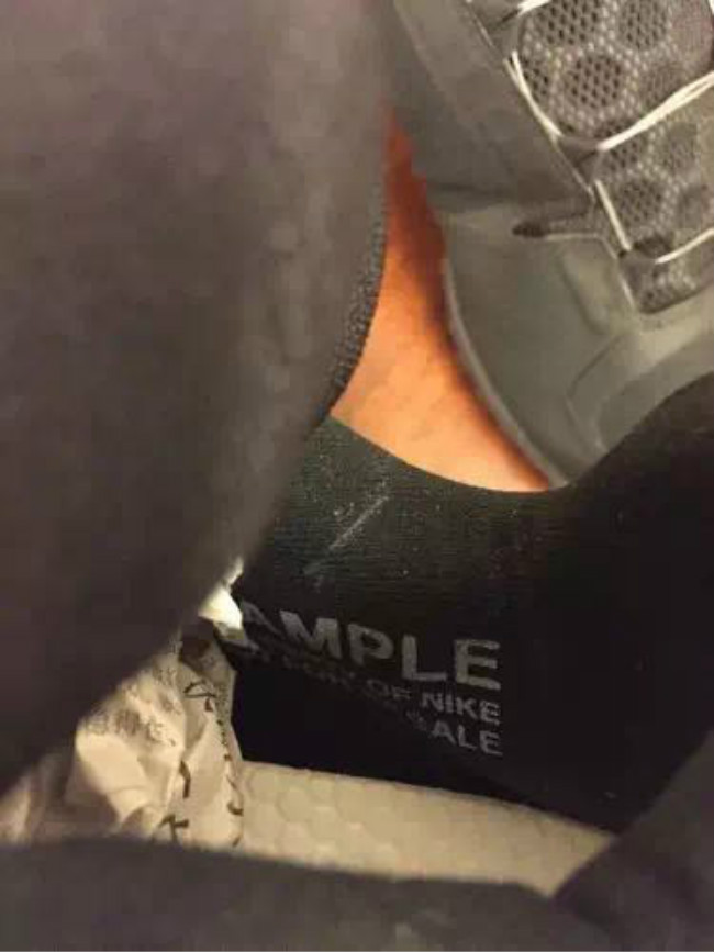 Nike,Kobe AD 自动系鞋带?Nike Kobe AD “Triple Black” 样品曝光 Nike,Kobe AD 自动系鞋带?Nike Kobe AD “Triple Black” 样品曝光