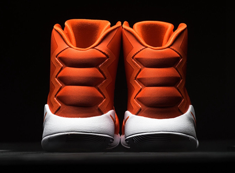 Nike,Hyperdunk 2016 Nike Hyperdunk 2016 “Team Orange” 活力登场 Nike,Hyperdunk 2016 Nike Hyperdunk 2016 “Team Orange” 活力登场