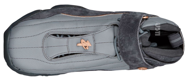 Nike,Penny 4  “便士”战靴回归！Nike Air Penny 4 “Copper” 全新配色即将登场