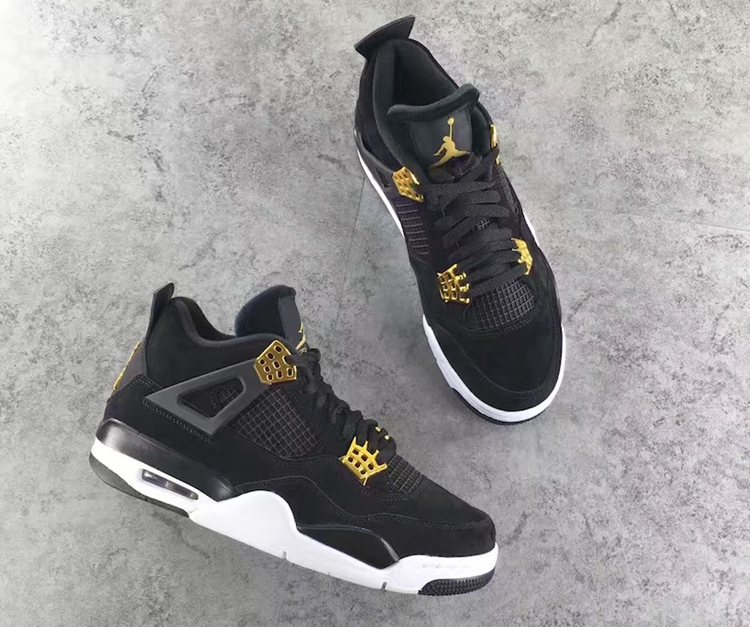 Air Jordan 4,AJ4,308497-032  这款黑金装扮的 Air Jordan 4 “Royalty” 可谓华丽又亲民