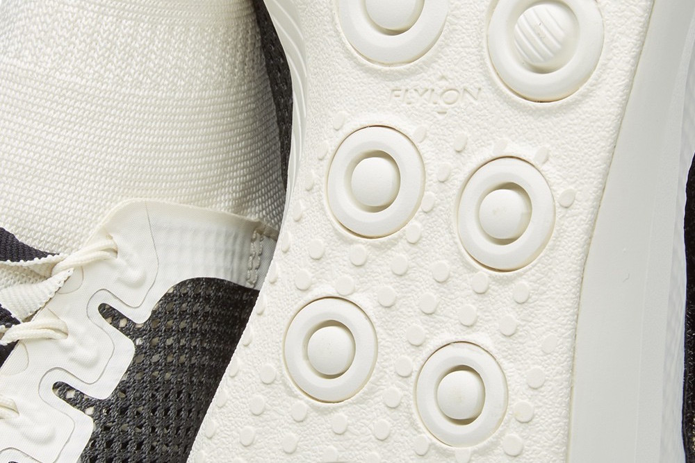 Nike, Flylon Train Dynamic 黑白配色,新颖设计!Nike Flylon Train Dynamic 即将发售 Nike, Flylon Train Dynamic 黑白配色,新颖设计!Nike Flylon Train Dynamic 即将发售