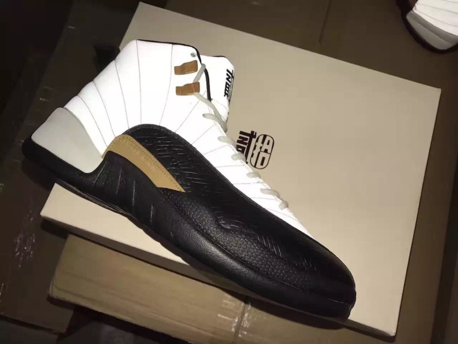 881427-122,AJ12,Air Jordan 12 881427-122AJ12 像极了 Taxi！中国新年配色 Air Jordan 12 “Chinese New Year”