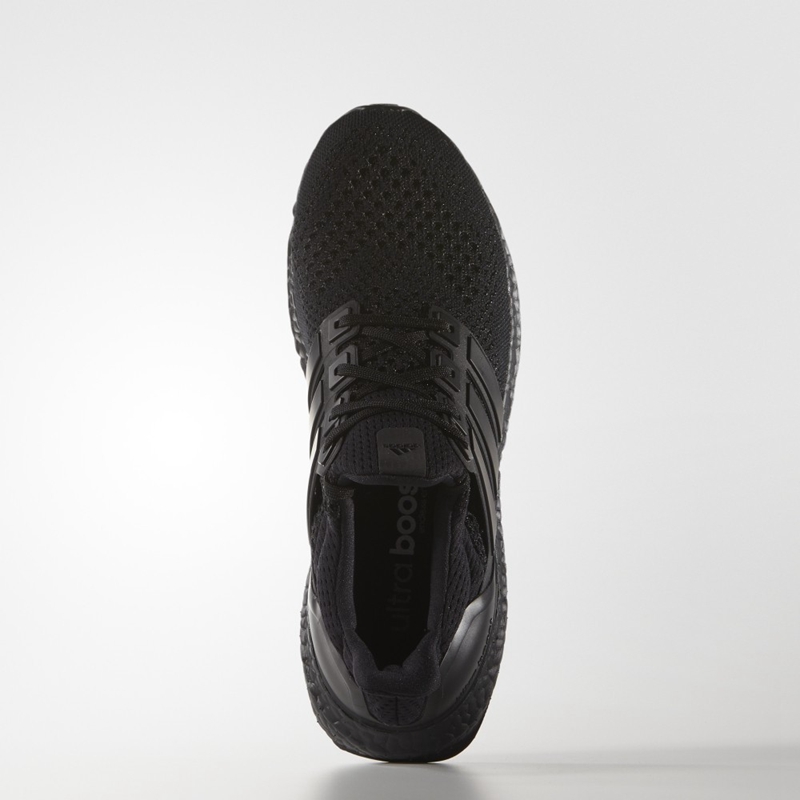 adidas,Ultra Boost,Ultra Boost  原价入手人气黑魂！Ultra Boost “Triple Black” 官网明早发售