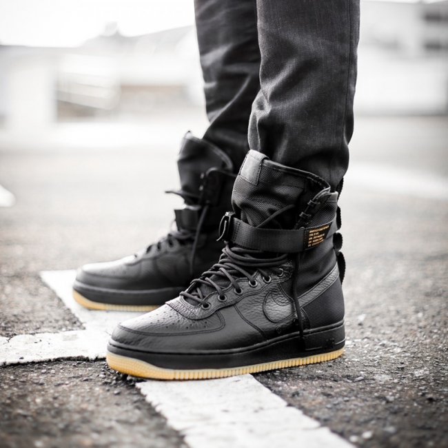 Nike,SF-AF 1,864024-001  暗黑+军事！这双 SF-AF 1 “Black/Gum” 将于下周登场