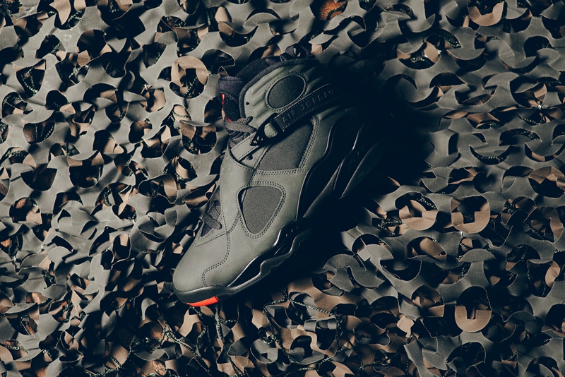 Air Jordan,AJ8,305381-305  将 MA-1 穿在脚下！Air Jordan 8 “Take Flight” 军工风范近赏