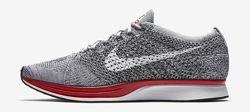 Nike,Flyknit Racer,526628-013  百搭神器！灰红 Nike Flyknit Racer 官网现已上架