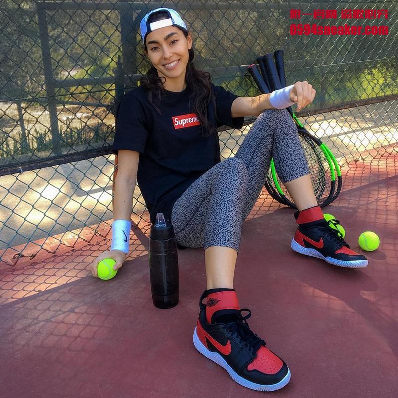 AJ1,Air Jordan 1,Adrianne Ho  这个鞋款为何如此吸引女神的钟爱？