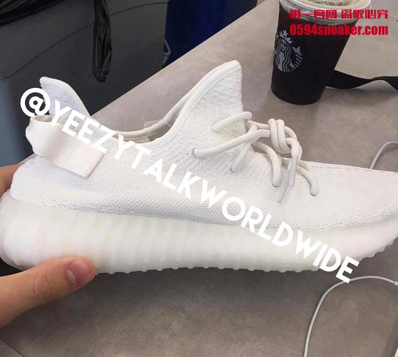 Yeezy 350 Boost V2,CP9366,adid  实物曝光！提前感受 Yeezy 350 V2 “Cream White” 的皎洁气氛