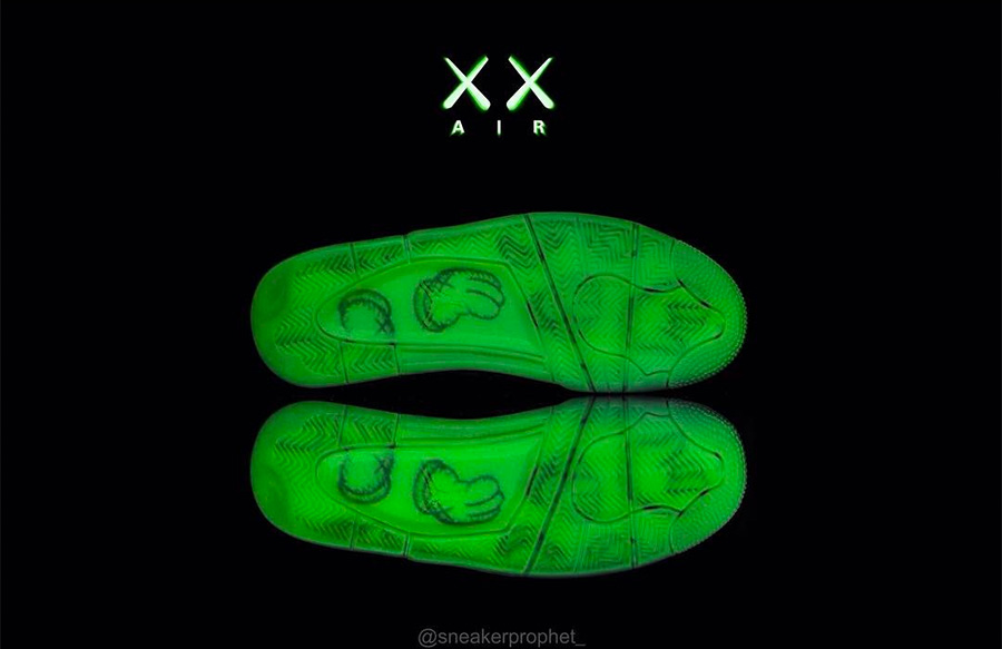 930155-003,AJ4,Air Jordan 4 930155-003AJ4 诱惑的夜光外底！KAWS x Air Jordan 4 全球限量仅千双