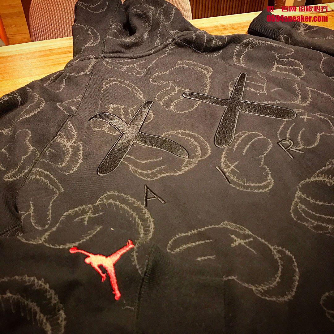 KAWS,AJ4,Air Jordan 4 AJ4 黑人陈建州网晒 KAWS x Jordan 套装全系列！