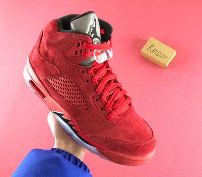 Air Jordan 5,AJ5,136027-602  愤怒公牛再现！Air Jordan 5 “Red Suede” 全新实物近览