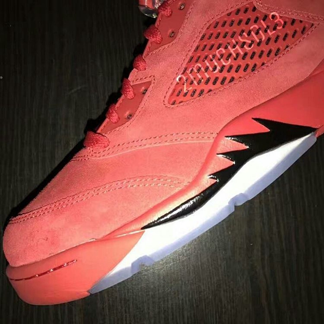 Air Jordan 5,AJ5,136027-602  愤怒公牛再现！Air Jordan 5 “Red Suede” 全新实物近览