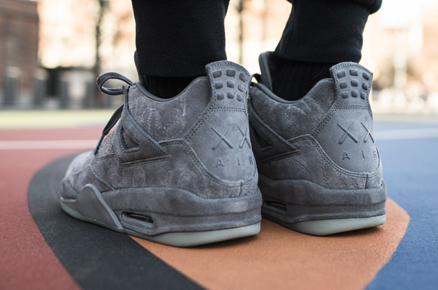 Air Jordan 4,KAWS,930155-003 谍照都说丑?这是目前最为清晰的上脚实拍 Air Jordan 4,KAWS,930155-003 谍照都说丑?这是目前最为清晰的上脚实拍