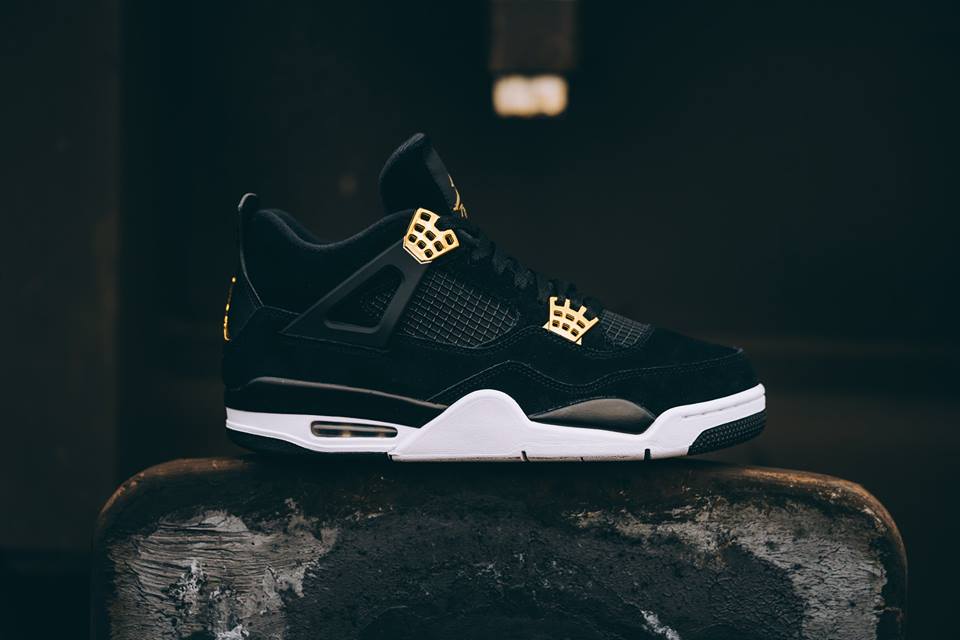 Air Jordan 4,AJ4 sneakers are also buy up but not buy down? Are you playing with shoes or speculating on stocks?