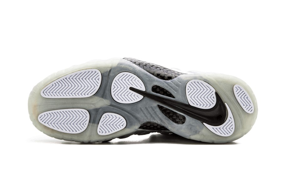 为什么,这双,碳纤维,银泡,是,小编,的,必,入款, 616750-004 为什么这双碳纤维银泡是小编的必入款？