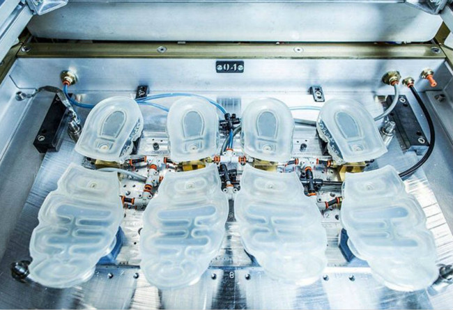 Nike, Air VaporMax  据说脚感已经超越 Boost？上脚效果令人震撼！