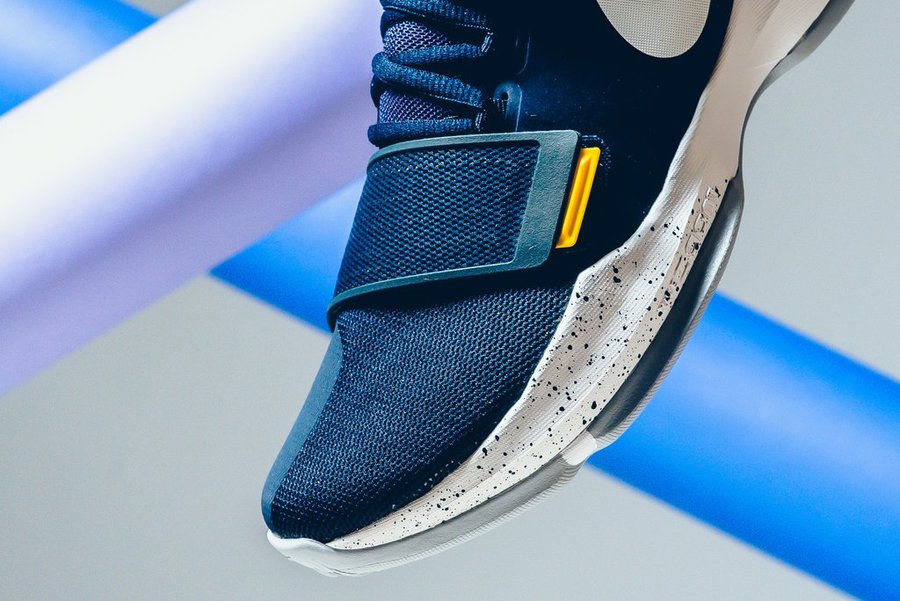 878627-417,PG1,Nike 878627-417 别忘了！明天将迎来 PG 1 步行者配色的发售