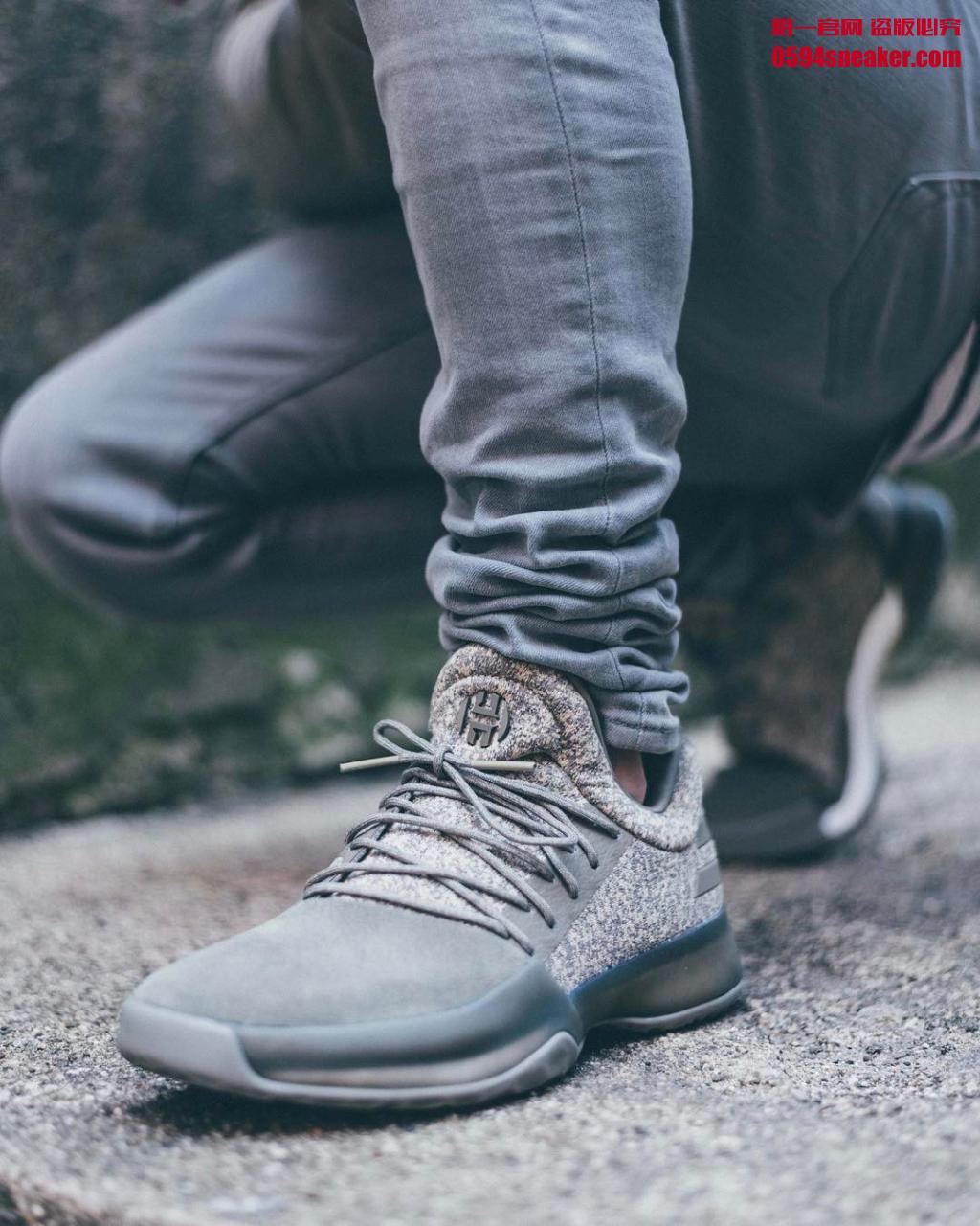 球鞋美图 有艳丽夺目,也有清爽宜人,看看本周的球鞋美图吧! 球鞋美图 有艳丽夺目,也有清爽宜人,看看本周的球鞋美图吧!