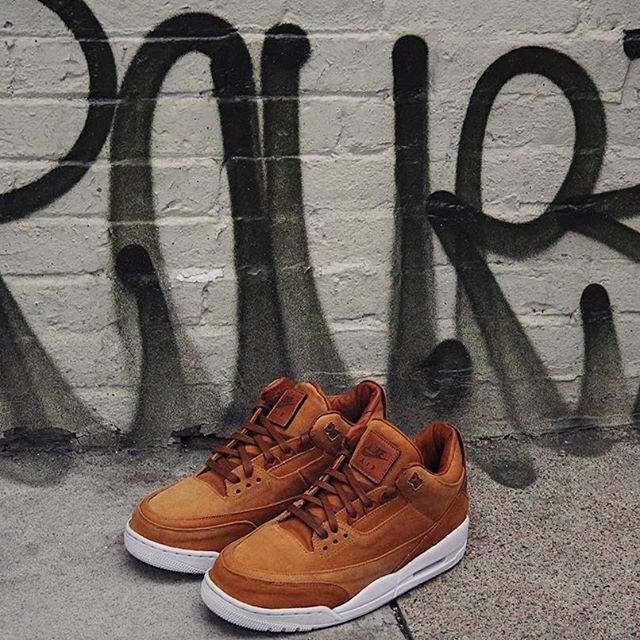AJ3,Air Jordan 3  这双 Air Jordan 3 “Khaki Denim” 你喜欢吗？