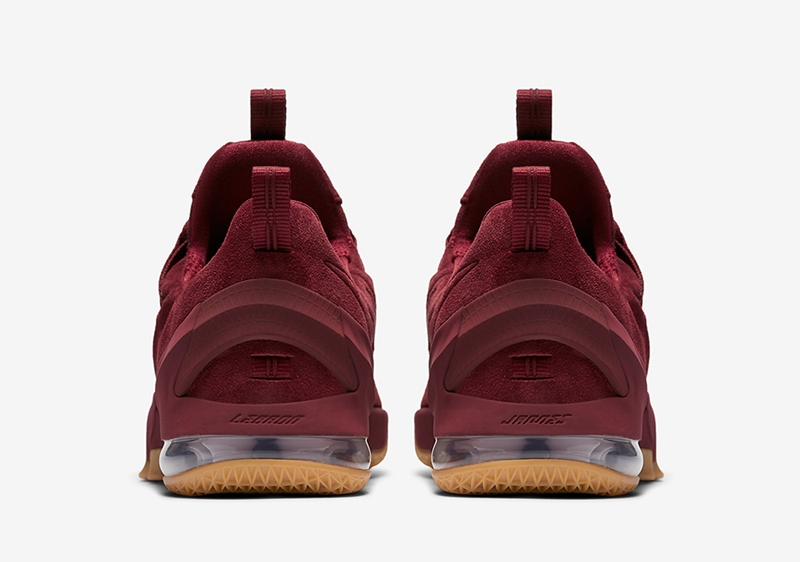 Nike,LeBron 13 Low,Team Red,AH  麂皮绒鞋面！两款全新 LeBron 13 Low 将于明日发售