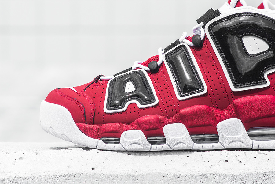 921948-600,Air More Uptempo,Ni 921948-600 真是美！这双公牛配色大 AIR 中国区还没发售信息！