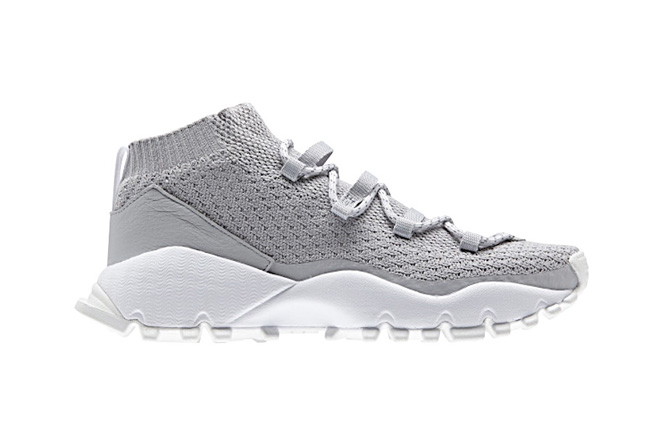 SEEULATER,adidas  这款经典的户外鞋终于迎来了 Primeknit 编织版本! SEEULATER,adidas  这款经典的户外鞋终于迎来了 Primeknit 编织版本!