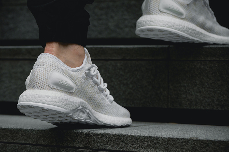 Pure Boost,adidas  想要轻盈透气脚感软弹？Pure Boost Clima 是你的最新选择！