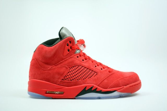 136027-602,AJ5,Air Jordan 5 136027-602AJ5 7 月 1 日发售！这双 Air Jordan 5 带来热烈似火的吸睛效果！