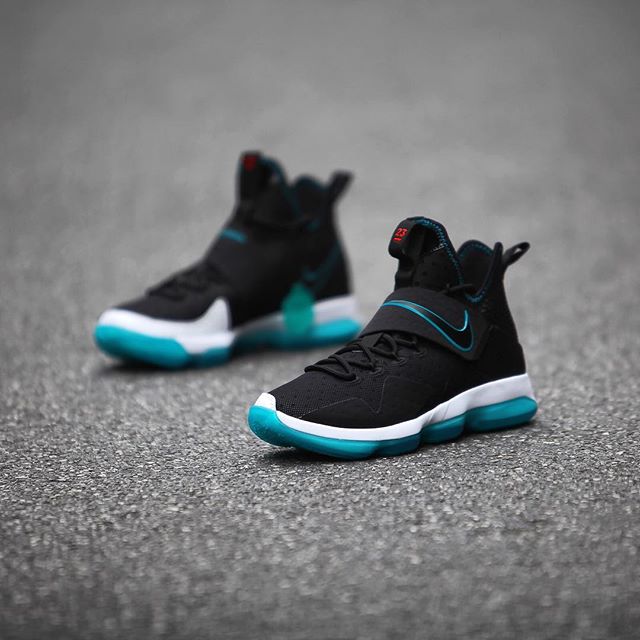 Nike,LeBron 14  向 LeBron 7 致敬!经典配色 LeBron 14 本周六发售! Nike,LeBron 14  向 LeBron 7 致敬!经典配色 LeBron 14 本周六发售!