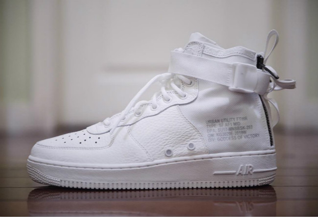 Nike, Special Field Air Force  这双纯白的 SF-AF1 Mid 绝对值得你去关注！