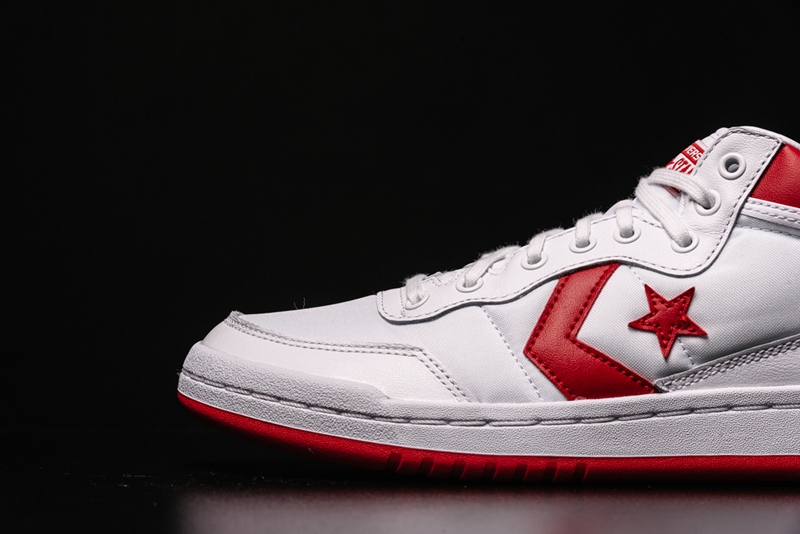 Converse,Fastbreak 83 Mid,1569 80 年代的复古风范!三款 Converse Fastbreak 83 现已登场 Converse,Fastbreak 83 Mid,1569 80 年代的复古风范!三款 Converse Fastbreak 83 现已登场