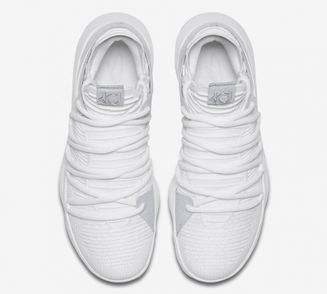 Nike,KD10,304772-100  顶级缓震包裹出色！Nike KD 10 白银配色现已发售