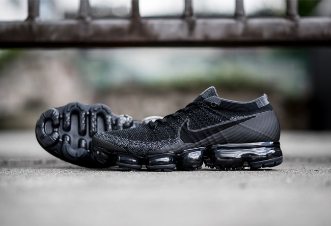 849558-007,VaporMax,Nike 849558-007 明早 9 点上架！Nike Air VaporMax “Black/Anthracite” 发售提醒