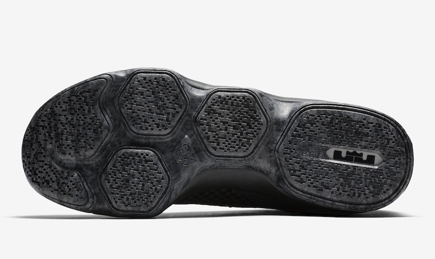 Nike,LeBron 14 Low,878635-002,  论今夏风骚实战利器,恐怕非它莫属! Nike,LeBron 14 Low,878635-002,  论今夏风骚实战利器,恐怕非它莫属!