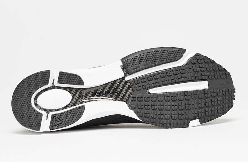 Reebok,Sock Runner,UltraKni Ultra high-top over-sock look!