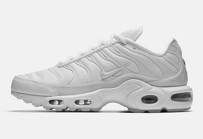 Nike,Air Max Plus,862201-101  又一双小白鞋！Nike Air Max Plus “ICE BLUE” 发售日期确定