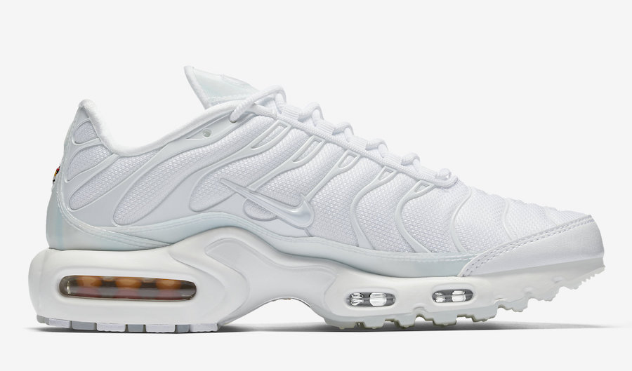 Nike,Air Max Plus,862201-101  又一双小白鞋！Nike Air Max Plus “ICE BLUE” 发售日期确定