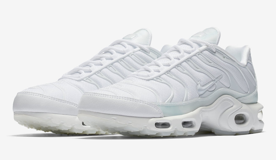 Nike,Air Max Plus,862201-101  又一双小白鞋！Nike Air Max Plus “ICE BLUE” 发售日期确定