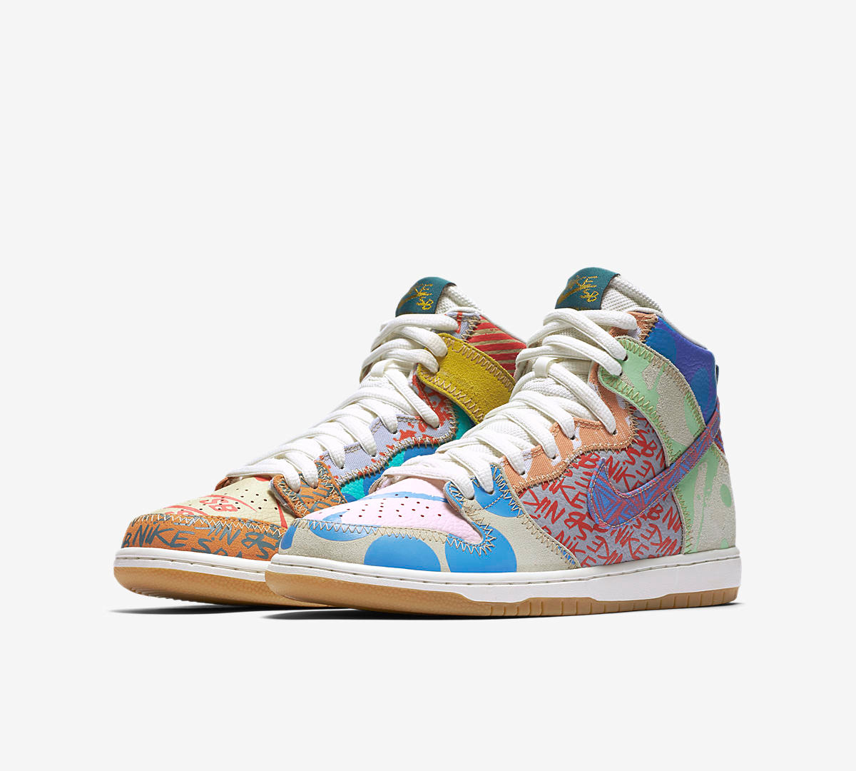 918321-381,Dunk SB,Nike 918321-381 惊艳堪比 WHAT THE！这双 TC x Dunk SB High 将于周四发售！