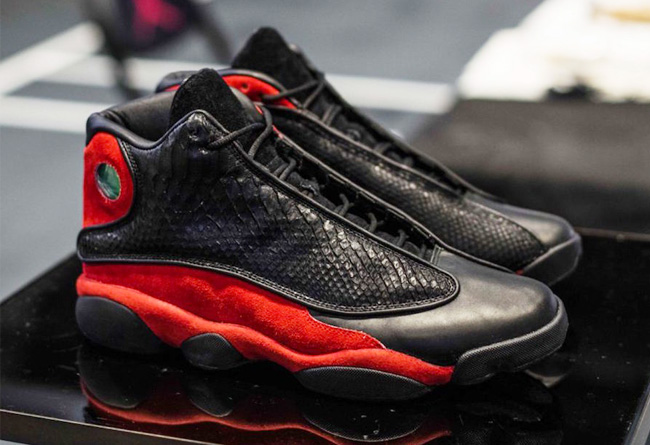 414571-004,AJ13,Air Jordan 13 414571-004AJ13 蟒蛇皮纹的 Air Jordan 13 黑红，看起来更奢华了！