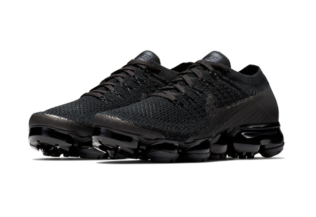 Nike,Air VaporMax  比黑色更黑！全新 Air VaporMax “Triple Black” 即将上架