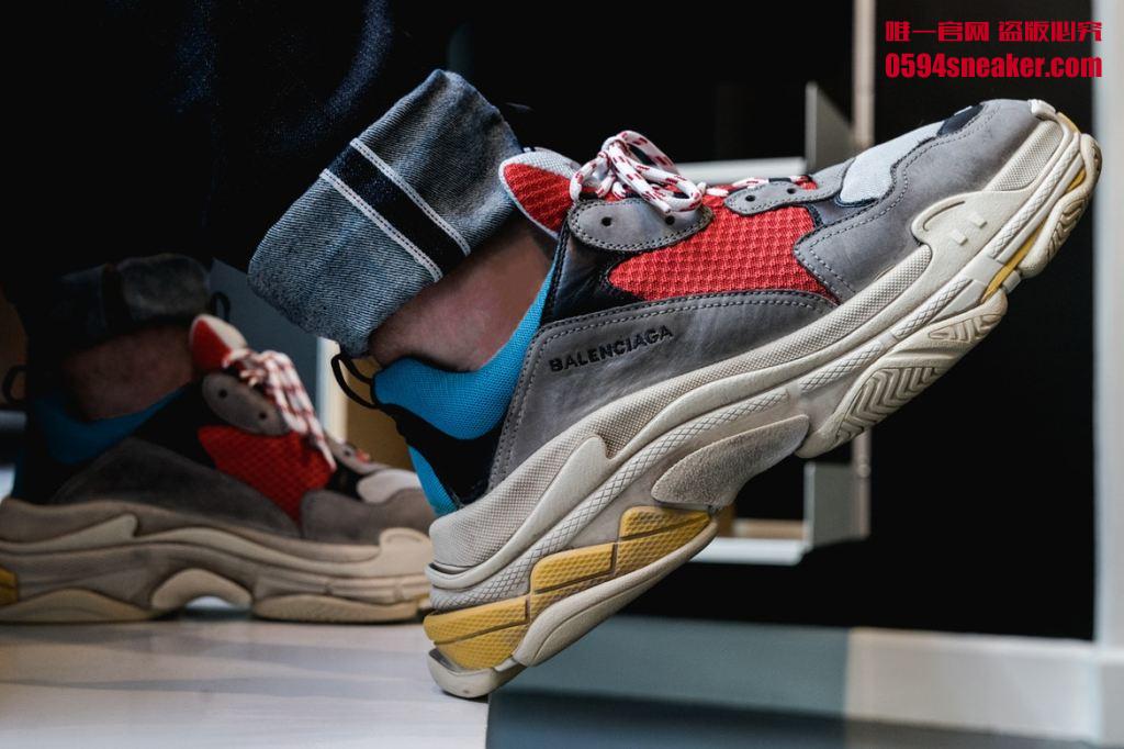 Balenciaga,Triple S  新配色更显复古！天价巴黎世家 Triple S 一鞋难求