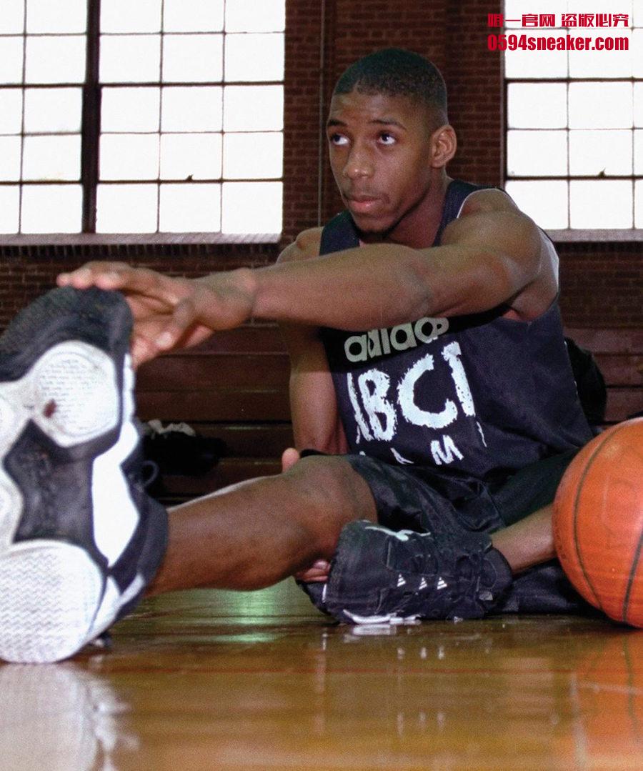 adidas,T-MAC 1,T-MAC 2,T-MAC 3  庆祝麦迪入选名人堂！adidas 推出 T-MAC 定制系列