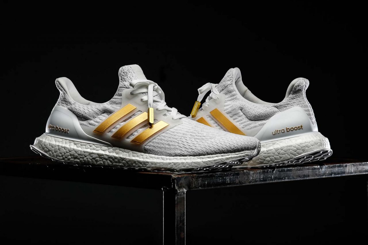 Ultra Boost,UB,adidas  荣耀的代言！白金配色 Ultra Boost 3.0 让人难以抗拒！